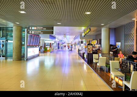 BANGKOK, THAILAND - ca. Juni 2015: Innenraum geschossen von Suvarnabhumi Airport. Stockfoto