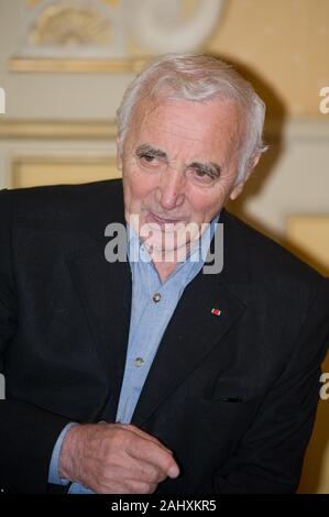 Mailand, 09. Oktober 2009, Foto Call Pressekonferenz Präsentation der Konzerte in Italien von Charles Aznavour Stockfoto
