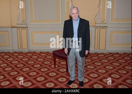 Mailand, 09. Oktober 2009, Foto Call Pressekonferenz Präsentation der Konzerte in Italien von Charles Aznavour Stockfoto