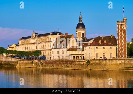 Frankreich, Saône-et-Loire (71), Chalon-sur-Saône, Doyenné Turm auf der Insel Saint-Laurent Stockfoto