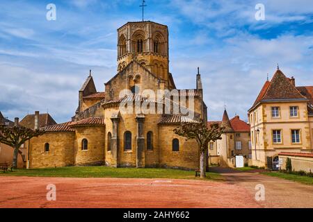 Frankreich, Burgund, Saône-et-Loire, Semur-en-Brionnais, Saint-Hilaire Stiftskirche Stockfoto