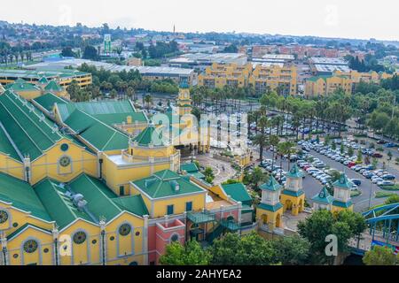 Herrliche Aussicht auf Gold Reef City in Johannesburg, Südafrika Stockfoto