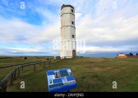 Die Chalk Turm bei Flamborough Head, 1674 als Leuchtturm gebaut, East Riding von Yorkshire, England, Großbritannien Stockfoto