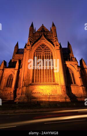 Beverley Minster bei Nacht, Beverley town, East Riding von Yorkshire, England, Großbritannien Stockfoto