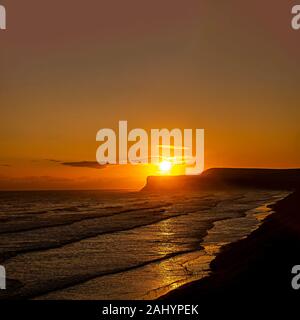 Jagd Cliff, saltburn bei Sonnenaufgang Stockfoto