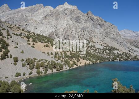 Teal farbige Alaudin See in Fann Berge - Tadschikistan Stockfoto