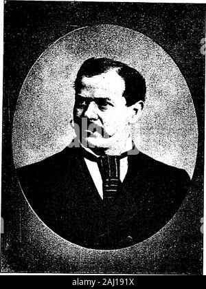 Billboard (Jul-Dec 1898). Gesetz. Die kleinen gelben Etiketten der Bill PostersUnion von Boston wurden auf alle prominentthoroughfares morningfor von Boston Tag der Arbeit das erste Mal in dieser Saison gesehen. Fellow unionmen, sehen, dass Ihr Posting von unionbill Poster fertig ist. Manager John B. Sehoeffcl, der TremontTheater, ex-AIdcrroan John H. Lee und Su-perintendent Eldridge an der Polizei Kopf genannt Viertel Sept. 15, um zu sehen, ob cometbing couldnot getan werden angebliche Verstümmelung oftheatrical Poster von Bill Boards in der Stadt zu verhindern, sagte, die von den Mitgliedern einer der - atrical Mechanik, die etwas getan hat. Stockfoto