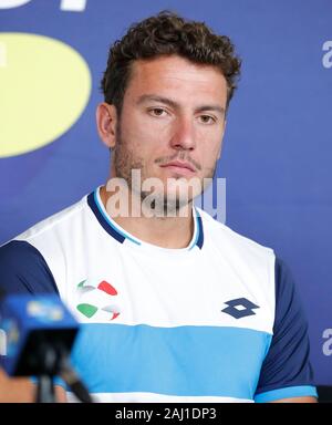 Perth, Australien. 2. Januar 2020; RAC Arena, Perth, Western Australia, Australien; ATP-Cup Team Pressekonferenzen, Spanien; Alessandro Giannessi von Italien spricht an der Mannschaften Pressekonferenz - Redaktionelle Verwendung Credit: Aktion Plus Sport Bilder/Alamy leben Nachrichten Stockfoto