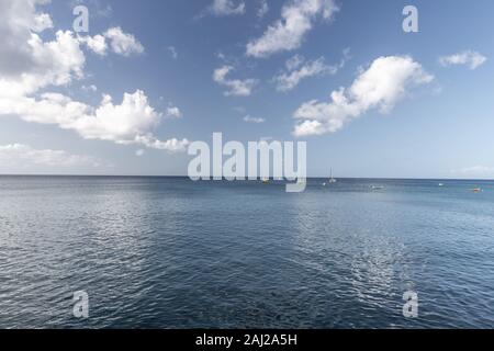 Segelboote auf Liegeplatz in Schloelcher, Martinique, Frankreich Stockfoto