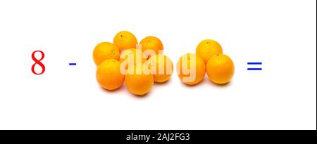 Einfache Subtraktion Probleme mit Orangen, mathematische Probleme für Kinder, die studieren und möchten Mathematik und Analysis zu lernen; Lernen, mit fru zu subtrahieren Stockfoto