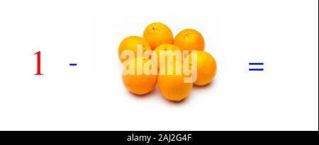 Einfache Subtraktion Probleme mit Orangen, mathematische Probleme für Kinder, die studieren und möchten Mathematik und Analysis zu lernen; Lernen, mit fru zu subtrahieren Stockfoto