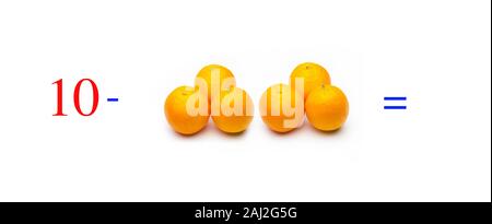 Einfache Subtraktion Probleme mit Orangen, mathematische Probleme für Kinder, die studieren und möchten Mathematik und Analysis zu lernen; Lernen, mit fru zu subtrahieren Stockfoto