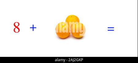 Einfache Probleme von Summen mit Orangen, mathematische Probleme für Kinder, die studieren und möchten Mathematik und Analysis zu lernen; Lernen mit Obst hinzufügen Stockfoto