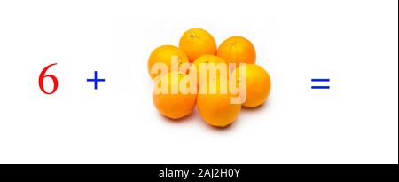 Einfache Probleme von Summen mit Orangen, mathematische Probleme für Kinder, die studieren und möchten Mathematik und Analysis zu lernen; Lernen mit Obst hinzufügen Stockfoto
