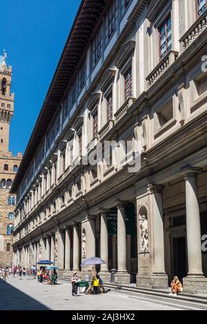 Florenz, Italien - 5. Juni 2019: Die Galerie der Uffizien ist ein prominenter Art Museum befindet sich neben der Piazza della Signoria im historischen Zentrum. Es Stockfoto