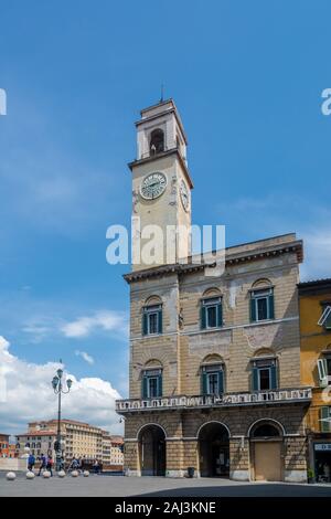 Pisa, Italien - Juni 6, 2019: der Palazzo Pretorio ist ein Regierungsgebäude des mittelalterlichen Ursprung. Es war der Sitz des Gouverneurs. Im Jahr 1785 wurde ad Stockfoto