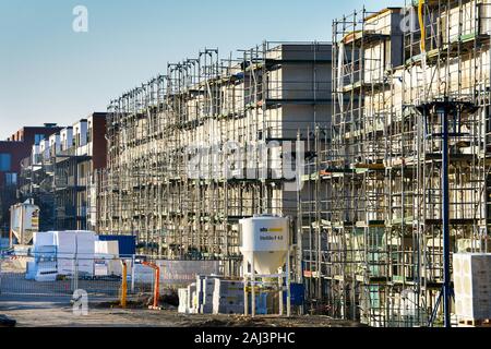 Hannover/Deutschland, Neubau von Mietwohnungen für die hanova Wohnungsunternehmen in Hannover, Deutschland. Kronsberg Wohnviertel an Oheriedentrift, 2. Januar 2020. Stockfoto