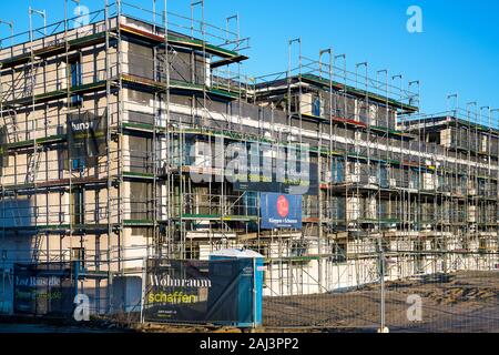 Hannover/Deutschland, Neubau von Mietwohnungen für die hanova Wohnungsunternehmen in Hannover, Deutschland. Kronsberg Wohnviertel an Oheriedentrift, 2. Januar 2020. Stockfoto