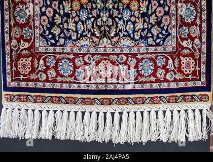 Seide Teppich Teppich Muster. Die traditionellen osmanischen und türkischen Seidenteppich Textur. Türkischen osmanischen Oriental folk Carpet Design Stockfoto