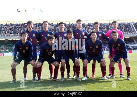 Kokoku High School Mannschaft Gruppe Line-up, Januar 2, 2020 - Fußball: 98th All Japan High School Soccer Turnier 2 st Runde zwischen Shohei High School 2 Kokoku High School bei urawa "Komaba Stadion in Saitama, Japan Credit: LBA SPORT/Alamy leben Nachrichten Stockfoto