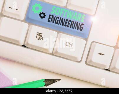 Handschrift Text schreiben Software Engineering. Konzeptionelle Foto gelten Engineering auf die Entwicklung von Software Stockfoto