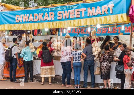 Snack Verkäufer Saint Francis Xavier Festival Old Goa Indien Stockfoto