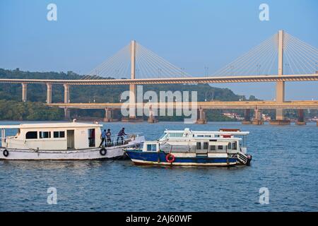 Neue mandovi Brücke. Panjim Goa Indien Stockfoto