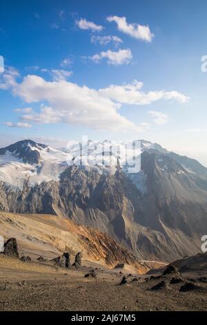 Blick auf die Landschaft über dem Athelney Pass, B.C. Kanada. Stockfoto