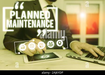 Text Zeichen zeigen, geplante Wartung. Business foto Präsentation reventive Wartung durchgeführt mit einem festen Plan Stockfoto