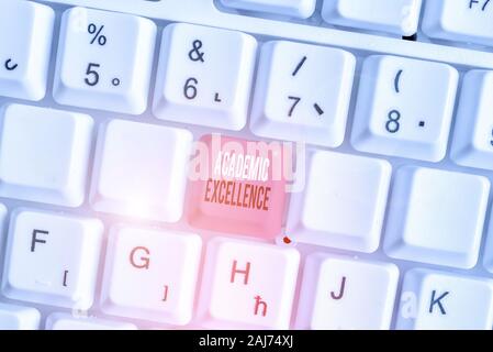 Handschrift text wissenschaftliche Exzellenz. Konzeptionelle Foto hohe Qualitäten und Superior perforanalysisce Stockfoto