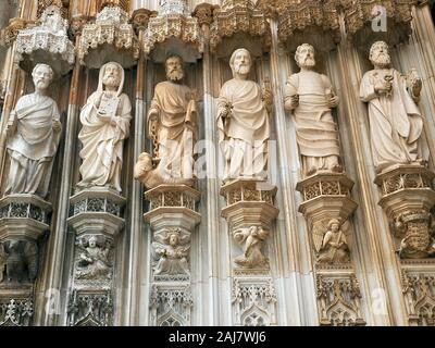 Eingang des Klosters Batalha mit einer berühmten Kirche und Ausstellung in der Region Centro in Portugal Stockfoto