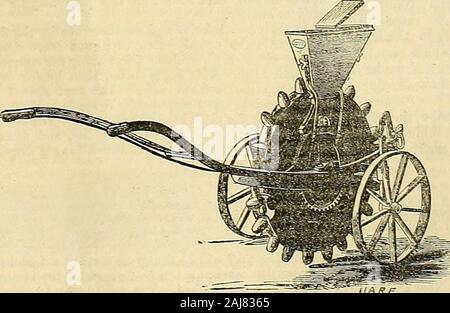 Die Gärtner' Chronik und Landwirtschaftliche Zeitung. Der Behälter enthält die Samen; am unteren o Fit ist ein metallisches Zufuhrwalze, mit vier Tassen auf die CIR-cumference; diese werden in verschiedenen Größen hergestellt, um die Menge oder Art der Samen ausgesät werden. Diese Tassen ihre Inhalte in die dibbles, jeweils in jede, da letztere nacheinander kommen an der Position der Die ishidden durch die im Bild. 4; es gibt also immer 12 dibblescharged, während das Anbaugerät ist atwork. Dies behindert die machinefrom fehlt, wenn die horsesstop, wie es der Fall mit Bohr- Maschinen. Die dibbl Stockfoto