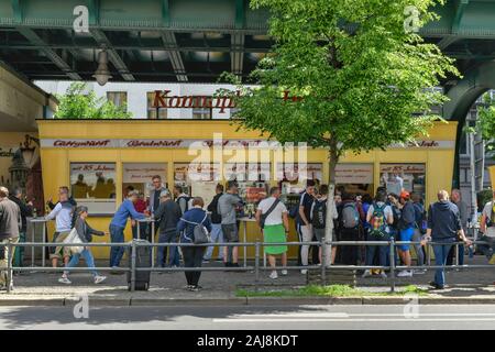 Konnopke's Imbiß, Schönhauser Allee, Prenzlauer Berg, Pankow, Berlin, Deutschland Stockfoto