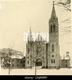 Geschichte der Bay County, Michigan, und Vertreter der Bürger;. Rosenkranz AKADEMIE J. ST. Bonifatius KATHOLISCHE KIRCHE UND PFARRLICHEN GEBÄUDEN Stockfoto