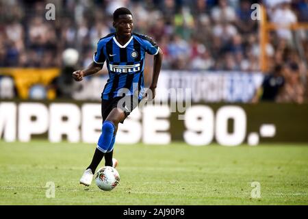 Lugano, Schweiz. 14. Juli, 2019: Lucien Agoume des FC Internazionale in Aktion während der Saison Fußball-Match zwischen dem FC Lugano und FC Internazionale. FC Internazionale gewann 2-1 über den FC Lugano. Credit: Nicolò Campo/Alamy Live Neue Stockfoto