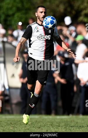 Villar Perosa, Turin, Italien. 14. August 2019: Leonardo Bonucci von Juventus Turin FC in Aktion während der Vorsaison Freundschaftsspiel zwischen FC Juventus und Juventus Turin U 19. FC Juventus gewann 3-1 über juventus U 19. Credit: Nicolò Campo/Alamy leben Nachrichten Stockfoto