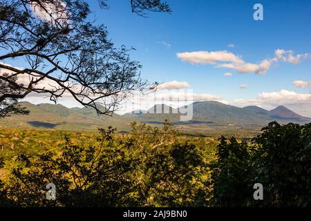 Vulkane von Cerro Verde National Park in El Salvador, Mittelamerika Stockfoto