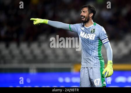 Turin, Italien. 25. August 2019: Andrea Consigli von US Sassuolo Gesten während der Serie ein Fußballspiel zwischen Torino FC und US Sassuolo. Torino FC gewann 2-1 über uns Sassuolo. Credit: Nicolò Campo/Alamy leben Nachrichten Stockfoto