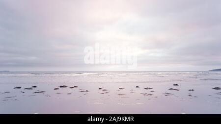 Blick von Long Beach Plymouth Massachusetts an einem bewölkten Tag Stockfoto