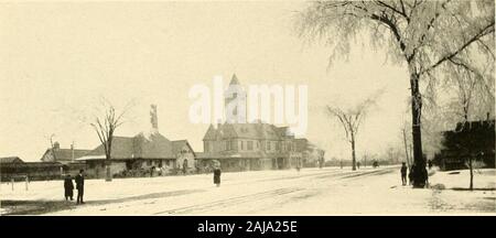 Geschichte der Bay County, Michigan, und Vertreter der Bürger;. THIRD STREET BRIDGE. MICHIGAN CENTRAL RAILROAD DEPOT, Bay City, E.S. Stockfoto