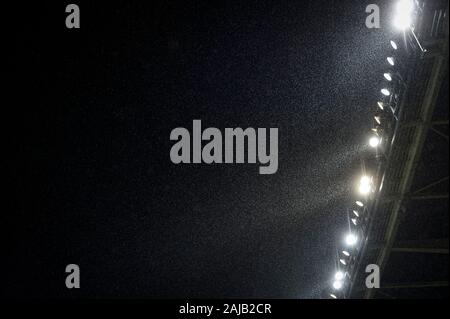Turin, Italien - 23. November 2019: Starker Regen fällt während der Serie ein Fußballspiel zwischen Torino FC und FC Internazionale. FC Internazionale gewann 3-0 über Torino FC. Credit: Nicolò Campo/Alamy leben Nachrichten Stockfoto