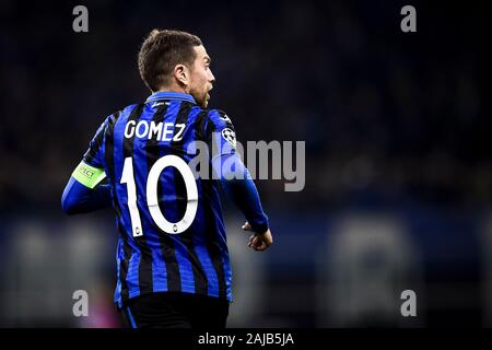 Mailand, Italien - 06 November, 2019: Alejandro Gomez von Atalanta BC schaut während der UEFA Champions League Fußballspiel zwischen Atalanta BC und Manchester City FC. Das Match endete mit einem 1-1 Unentschieden. Credit: Nicolò Campo/Alamy leben Nachrichten Stockfoto