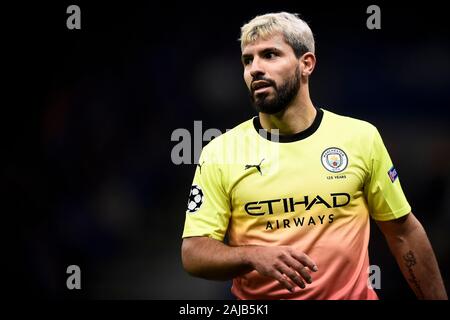 Mailand, Italien - 06. November 2019: Sergio Agüero von Manchester City FC schaut während der UEFA Champions League Fußballspiel zwischen Atalanta BC und Manchester City FC. Das Match endete mit einem 1-1 Unentschieden. Credit: Nicolò Campo/Alamy leben Nachrichten Stockfoto