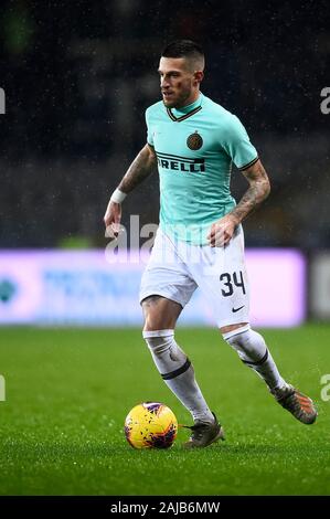 Turin, Italien - 23. November 2019: Cristiano Biraghi des FC Internazionale in Aktion während der Serie ein Fußballspiel zwischen Torino FC und FC Internazionale. FC Internazionale gewann 3-0 über Torino FC. Credit: Nicolò Campo/Alamy leben Nachrichten Stockfoto
