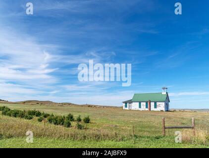 Alten Schindeln Kirche auf Scenic Byway 1806 (Native American Scenic Byway) außerhalb Pierre, South Dakota, USA Stockfoto