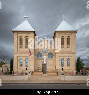 Außenseite der Basilika San Albino Katholische Kirche auf der Calle Principal in der historischen Altstadt von Mesilla, New Jersey in der Nähe von Las Cruces Stockfoto