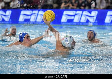 Cuneo, Italien. 3 Jan, 2020. Gonzalo echenique Italyduring Internationale viereckigen - Italien vs Griechenland, Wasserball italienische Nationalmannschaft in Cuneo, Italien, 03 Januar 2020 - LPS/Tonello Abozzi Credit: Tonello Abozzi/LPS/ZUMA Draht/Alamy leben Nachrichten Stockfoto