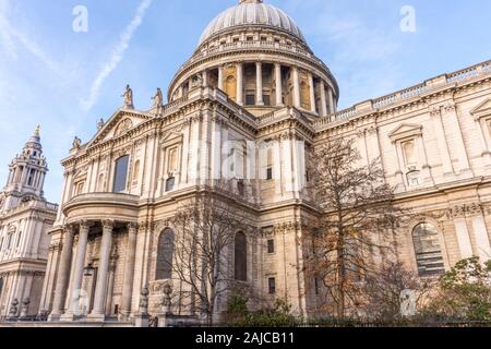 St Paul's Cathedral, London, ist eine anglikanische Kathedrale, dem Sitz des Bischofs von London und die Mutterkirche der Diözese London. Stockfoto