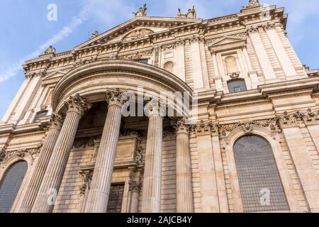 St Paul's Cathedral, London, ist eine anglikanische Kathedrale, dem Sitz des Bischofs von London und die Mutterkirche der Diözese London. Stockfoto