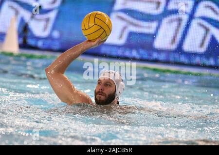 Cuneo, Italien. 3 Jan, 2020. niccolo' Figari (Italia) beim Internationalen viereckigen - Italien vs Griechenland, Wasserball italienische Nationalmannschaft in Cuneo, Italien, 03 Januar 2020 - LPS/Claudio Benedetto Credit: Claudio Benedetto/LPS/ZUMA Draht/Alamy leben Nachrichten Stockfoto